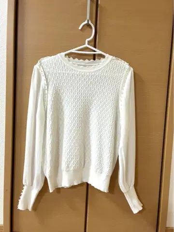 화이트 니트 스웨터 진주 장식 믹스 소재 블라우스