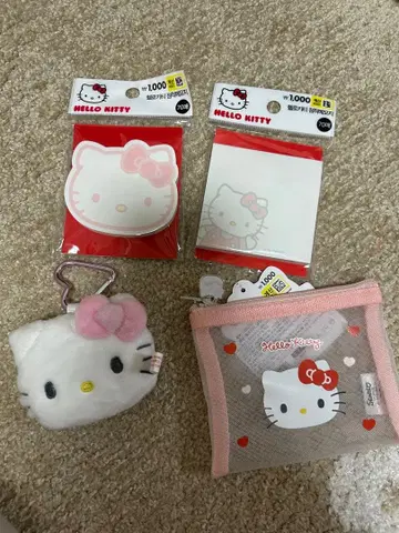 헬로키티 파우치와 메모장 세트