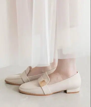 RANDA 우천 겸용 모노그램 부품 벨트 로퍼