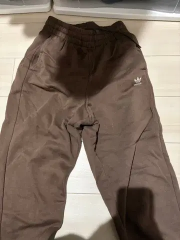 adidas 조거 팬츠 브라운
