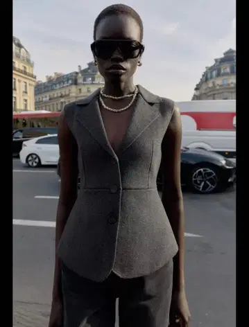 ZARA 테일러드 니트 베스트