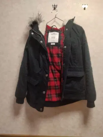 홀리스터 다운 자켓 코트