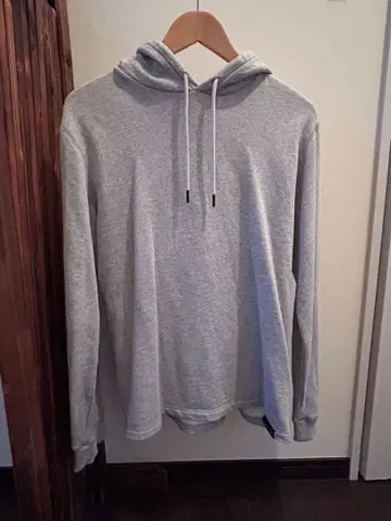 에네스베 후드티 맨투맨