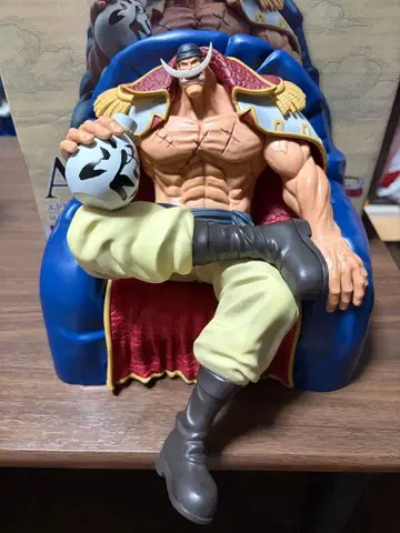 흰 수염 에드워드 뉴게이트 원피스 제일복권