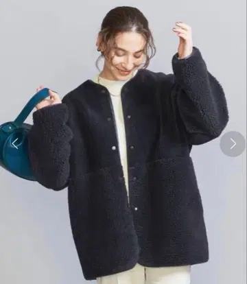 BEAUTY&YOUTH 리버서블 보아 페이크 무스탕 코트 네이비