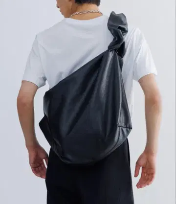 [ SINSS ] 신세틱 가죽 숄더백 ( 길이 조절 가능 )