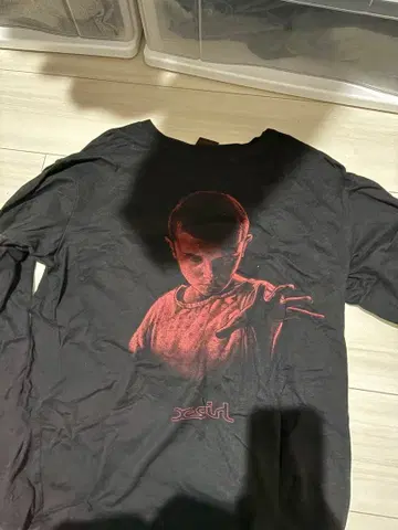 스트레인저 씽스 롱 슬리브 T셔츠