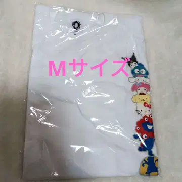 오사카 간사이 만박 미야쿠미야쿠 산리오 캐릭터 T셔츠 M 사이즈