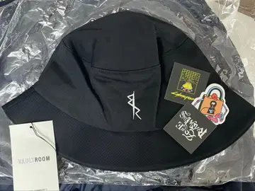 vaultroom x CYBERPUNK BUCKET HAT 버킷햇