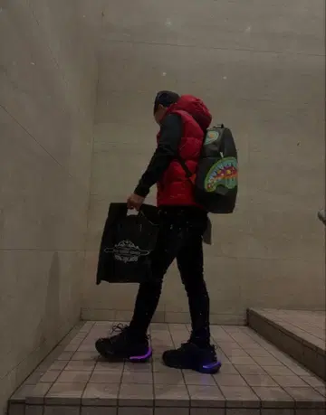 SPRAYGROUND 백팩 택 포함