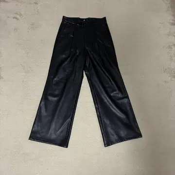 HARE 인조 가죽 와이드 플레어 팬츠