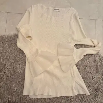 Arpege story 이너 화이트