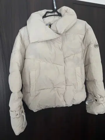 RINASCIMENTO 화이트 다운 자켓 S