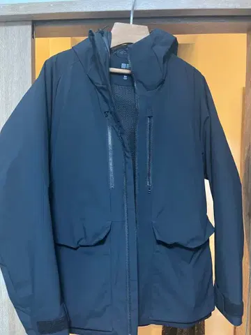 UNIQLO 하이브리드 다운 파카 M 2024년