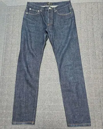 A.P.C. 아페쎄 PETIT NEW STANDARD 데님 빨간색 귀