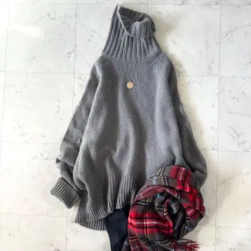 레어 사이즈 M* 갤러리 바이 파인 울 하이넥 풀오버 터틀