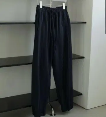 anuke 안누크 네이비 Drawstring Sweat Pants