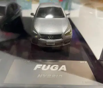 Nissan Fuga 하이브리드 1/43 스케일