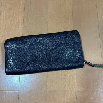 슈링크 가죽 장지갑 네이비