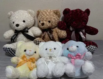 봉제 인형 곰 세트입니다. 6개