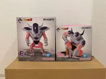 드래곤볼 제일복권 프리저 제2형태 제3형태 피규어