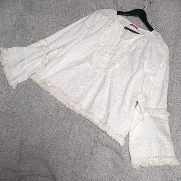 차이하네 새상품급 고급 보헤미아 자수 프린지 상의 블라우스