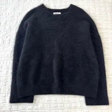 두지엠 클라세 Fluffy sweater 블랙