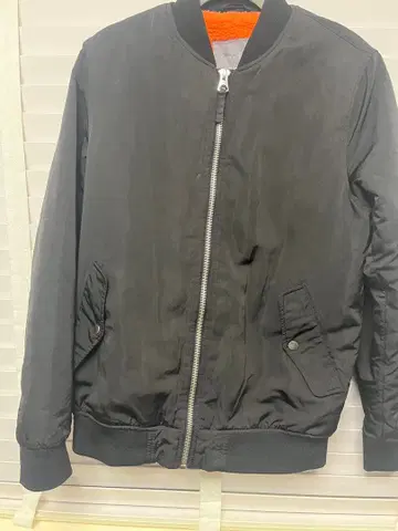 ZARA MAN 블랙 MA-1 자켓