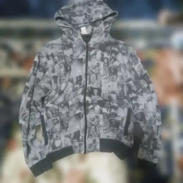 1 흑백 사진 프린트 후드티