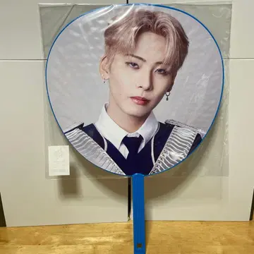 카와시리 렌 BEYOND THE DARK RISE 부채 교세라 돔