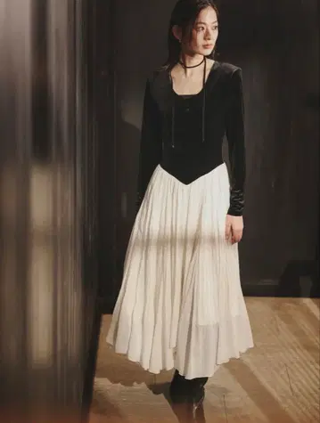 anuans 새상품 벨로아 쉬폰 도킹 원피스