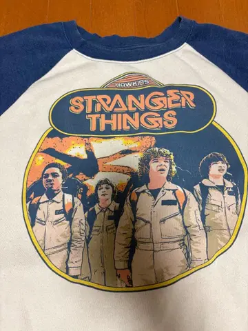 STRANGER THINGS XL 트레이닝복 맨투맨