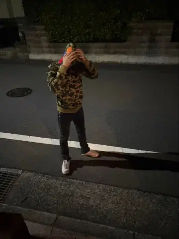 GUAPI 블랙 슬림핏 데님