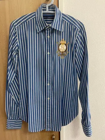 파랑과 하양 스트라이프 자수 로고 긴팔 셔츠