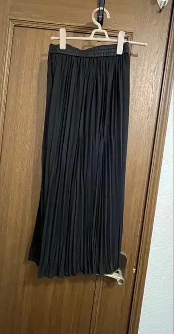 미사용품! 히로코비스 롱 큐롯 플리츠 블랙 S