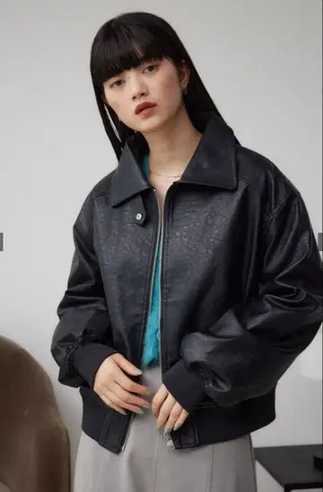 페이크 레더 자켓