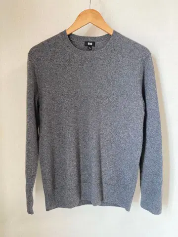 UNIQLO 다크 그레이 캐시미어 크루넥 스웨터 M