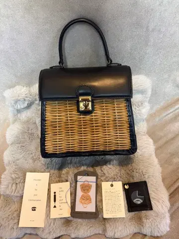 ebagos(에바고스) 카프 핸드백 M