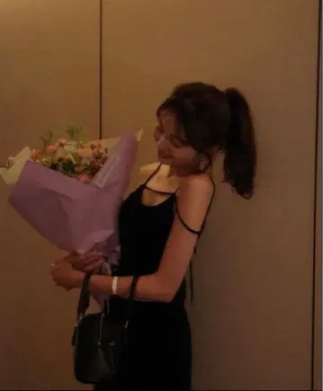 THE TOE ANNECY VELOUR ONEPIECE