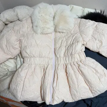 PELLICULE 페리큐르 페플럼 다운 자켓 핑크 [ 미착용품 ]