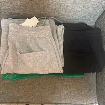 유니클로 C 와이드 스웨트 팬츠 그레이, 블랙 표준 사이즈