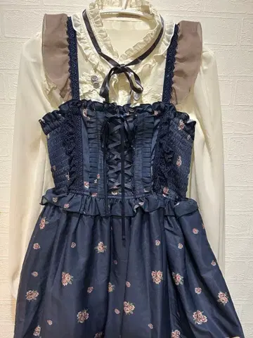 Axes 원피스 (블라우스는 별도 판매입니다)