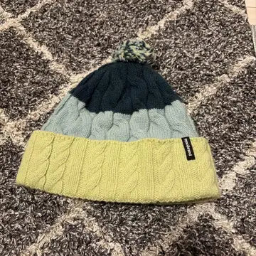 [ patagonia ] 케이블 짜임 니트 모자 파랑