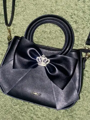 티아라 비쥬 부착 리본 백