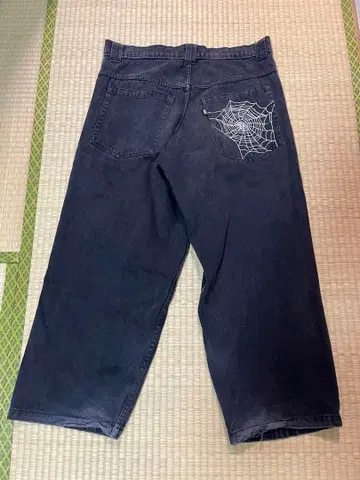 earl 블랙 M 사이즈