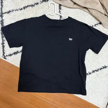9090 블랙 T셔츠