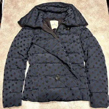 MONCLER 네이비 도트 무늬 다운 자켓