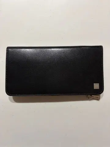 TAKEO KIKUCHI 블랙 가죽 장지갑