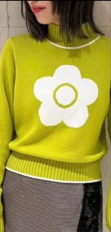 릴리 브라운 메리 퀀트 니트