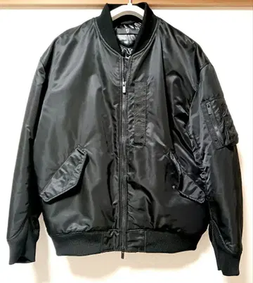 유니클로 질 샌더 콜라보 MA-1 하이브리드 자켓